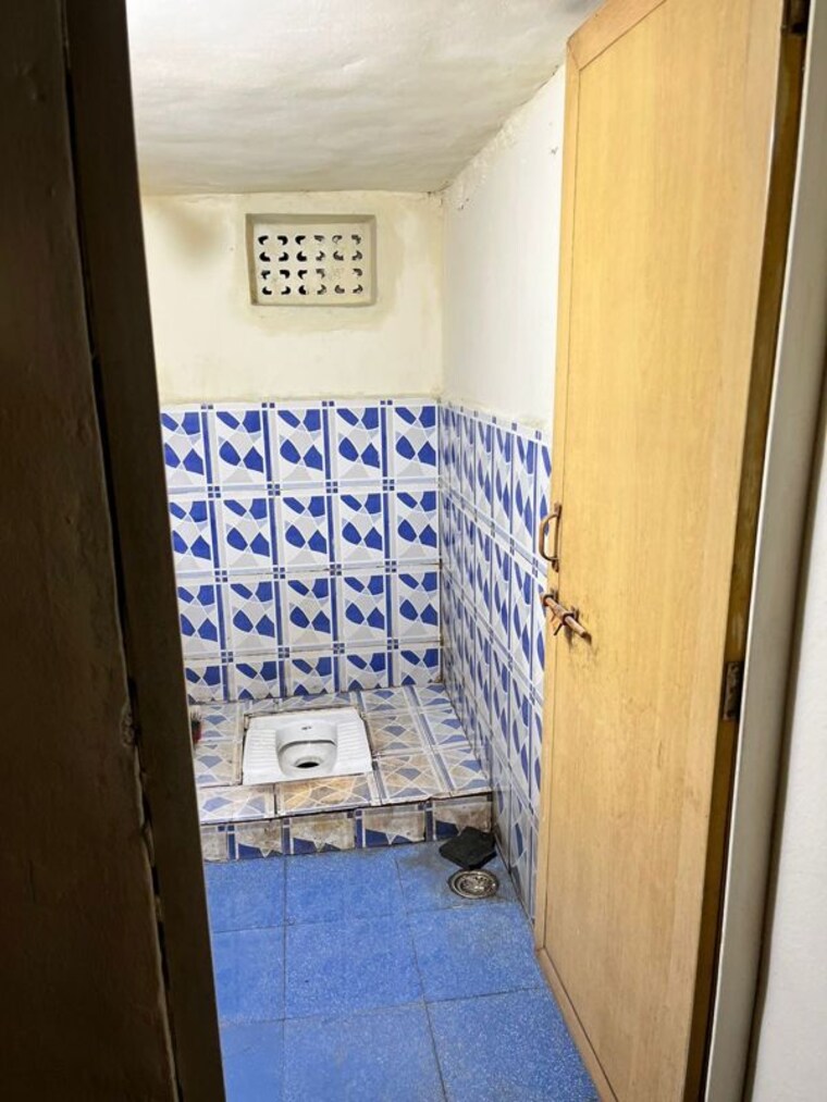 Washroom, munjaba vasti 1 RK 400 Sq.Ft. Apartment In Munjaba Vasti Pune 10732257