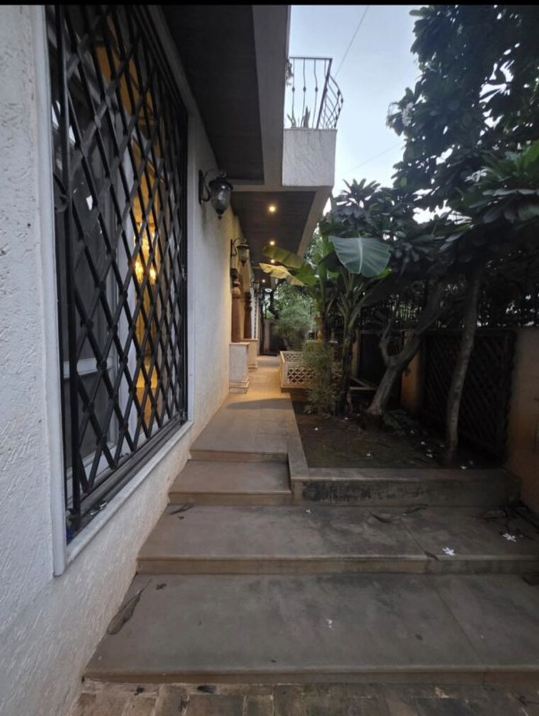 Balcony, kharghar 5 Bedroom 5000 Sq.Ft. Villa In Kharghar Navi Mumbai 10732263