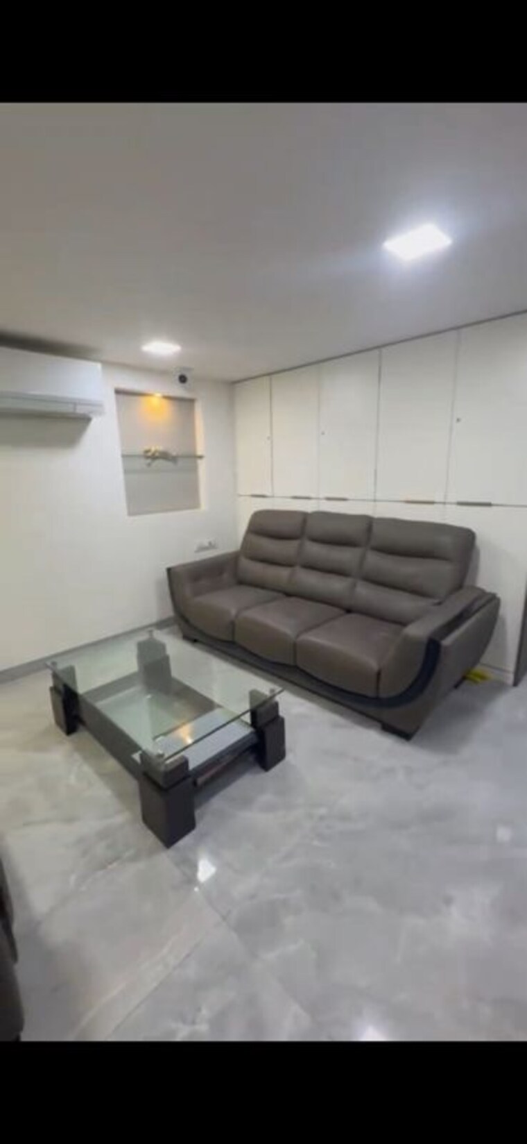 Living Room, laxmi-plaza-andheri Commercial Office Space 620 Sq.Ft. In Andheri West Mumbai 10732241