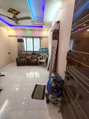 Room in 1 BHK Apartment at Kurla West – for Rent