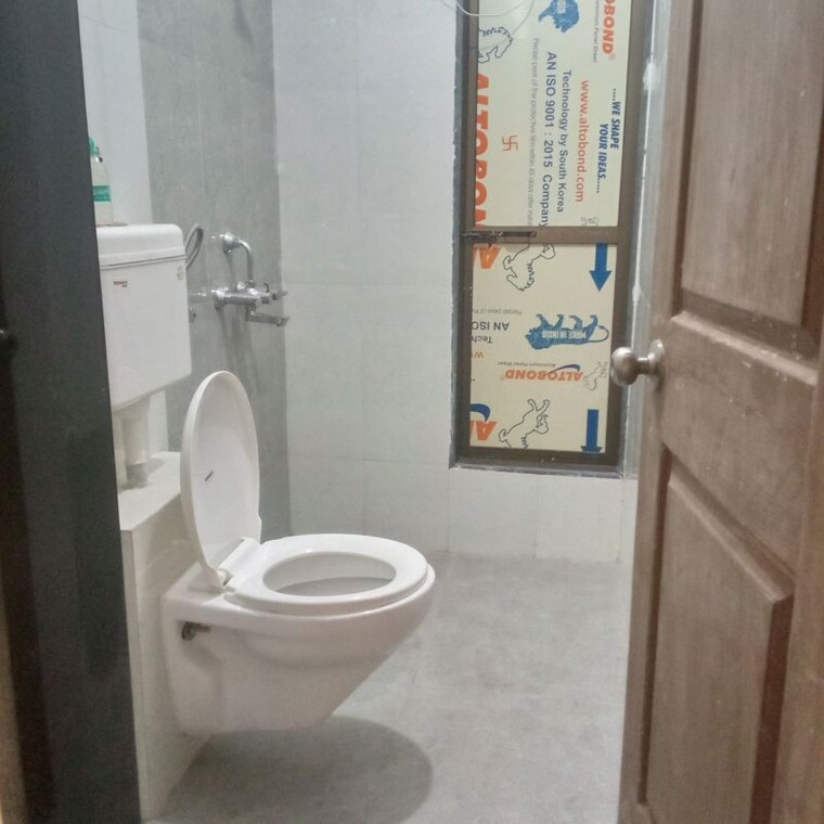 Bathroom, man-sn-saket-chs 2 Bedroom 729 Sq.Ft. Apartment In Goregaon West Mumbai 10732291