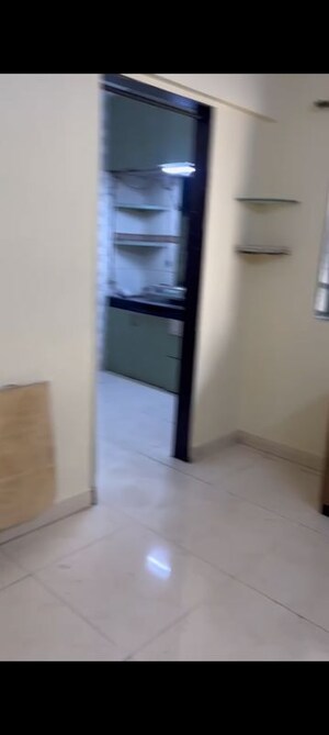 Room in 1 BHK Apartment at Nehru Nagar – for Rent