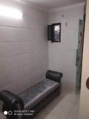 Living Room in 1 BHK Builder Floor at Kailash Colony – for Rent