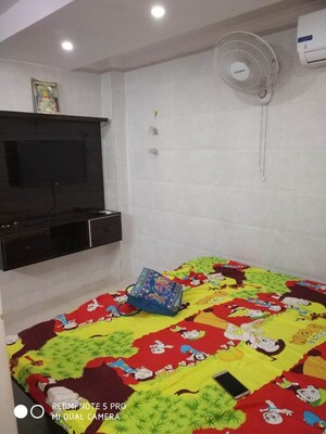 Bedroom in 1 BHK Builder Floor at Kailash Colony – for Rent