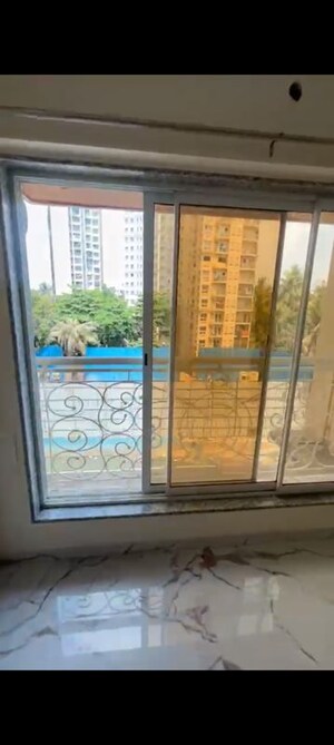 Room in 1 BHK Apartment at Kurla East – for Rent