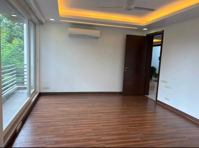 Room, neeti bagh 2 Bedroom 2000 Sq.Ft. Builder Floor In Neeti Bagh Delhi 10732315