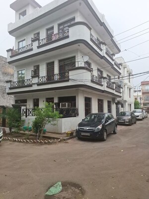 2 BHK Independent House For Rent in Utrathiya