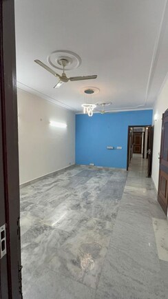 3 BHK Builder Floor For Rent in Chittaranjan Park