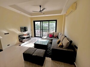 Bedroom in 3 BHK Builder Floor at Sector 41 – for Rent