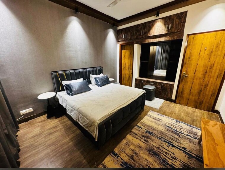Bedroom, east of kailash 2 Bedroom 2000 Sq.Ft. Builder Floor In East Of Kailash Delhi 10732331