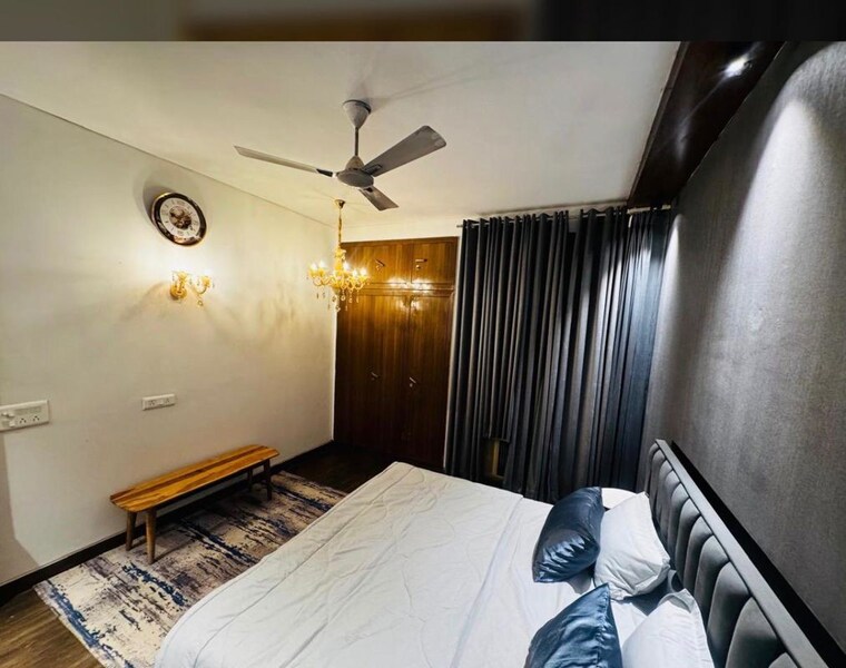 Bedroom, east of kailash 2 Bedroom 2000 Sq.Ft. Builder Floor In East Of Kailash Delhi 10732331