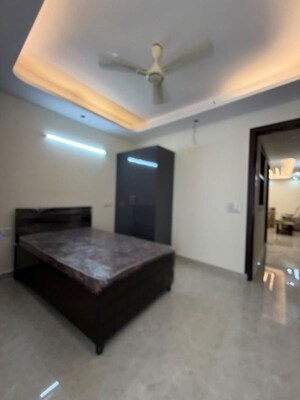 Room in 3 BHK Builder Floor at Patel Nagar – for Rent