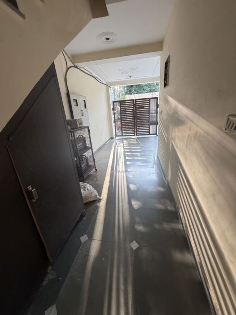 undefined, mohyal colony 6+ Bedroom 2000 Sq.Ft. Independent House In Mohyal Colony Gurgaon 10732334