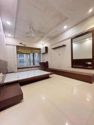Master Bedroom in 2 BHK Apartment at Jaycee Karan , Versova – for Rent