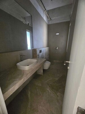 Bathroom in 3 BHK Apartment at Indiabulls Sky Forest, Lower Parel – for Sale