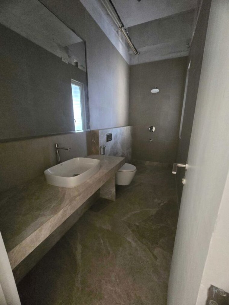 Bathroom, indiabulls-sky-forest 3 Bedroom 1490 Sq.Ft. Apartment In Lower Parel Mumbai 10732398