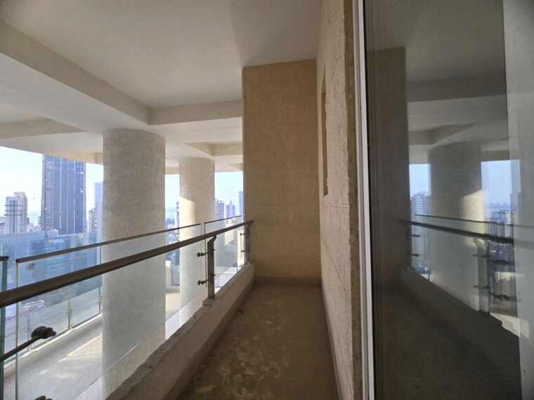 Balcony, indiabulls-sky-forest 3 Bedroom 1490 Sq.Ft. Apartment In Lower Parel Mumbai 10732398