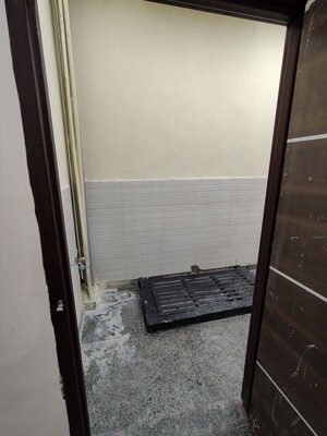 Lobby in 2 BHK Builder Floor at Sector 63a – for Rent
