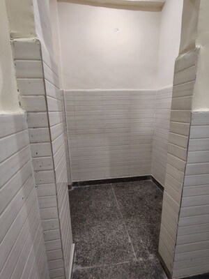  2 BHK Builder Floor at Sector 63a – for Rent