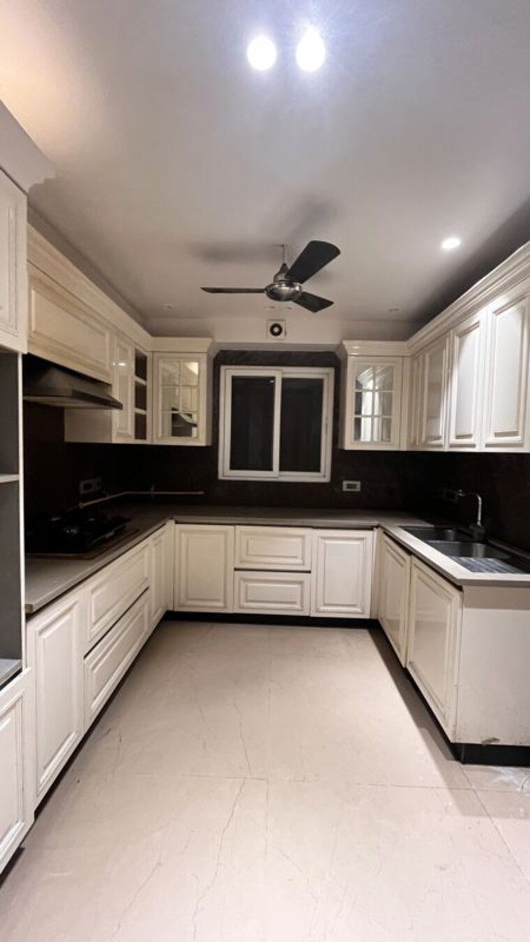 Kitchen, greater kailash i 4 Bedroom 300 Sq.Yd. Builder Floor In Greater Kailash I Delhi 10732435