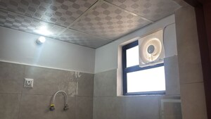 Kitchen in 3.5 BHK Apartment at Omaxe R2, Gomti Nagar – for Rent