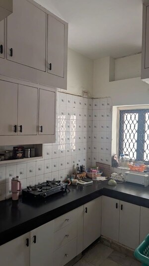Kitchen in 3 BHK Builder Floor at South City 1 – for Rent