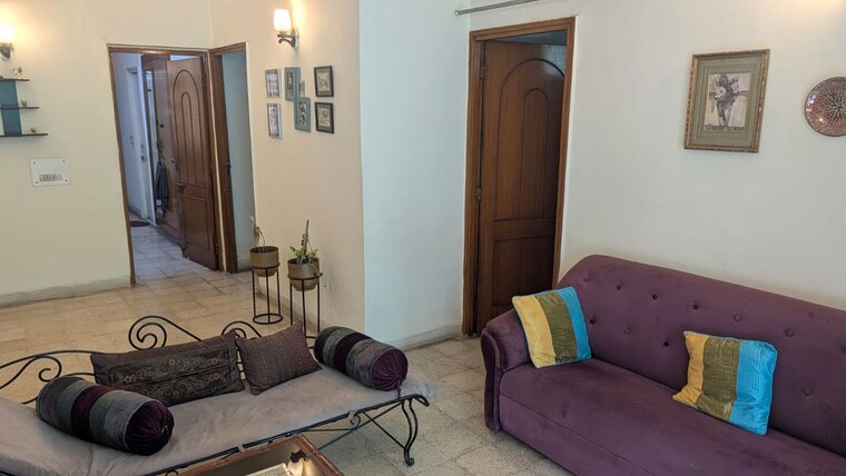 Living Room, south city 1 3 Bedroom 280 Sq.Yd. Builder Floor In South City 1 Gurgaon 10732454