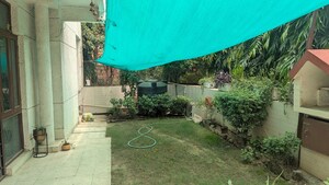 Swimming Pool in 3 BHK Builder Floor at South City 1 – for Rent