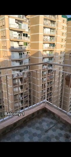 3 BHK Apartment For Sale in Migsun Twinz