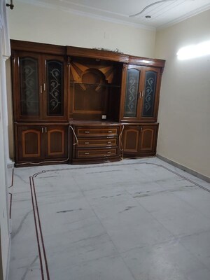 2 BHK Builder Floor For Rent in Sector 4