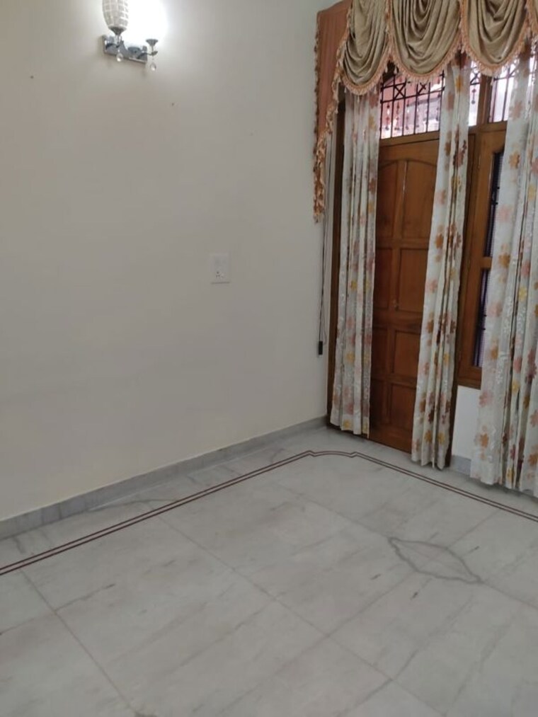 Balcony, sector 4 2 Bedroom 1650 Sq.Ft. Builder Floor In Sector 4 Gurgaon 10725201