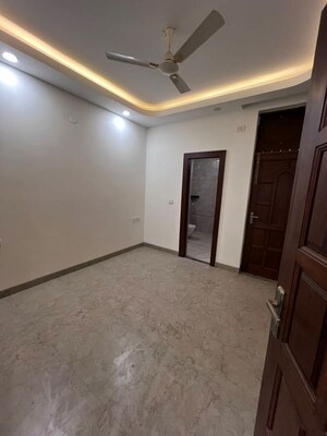 4 BHK Builder Floor For Rent in Sector 9