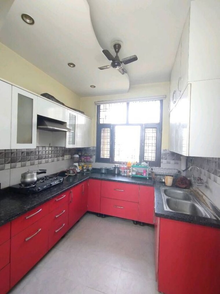 Kitchen, sushant-lok-3 3 Bedroom 240 Sq.Ft. Builder Floor In Sector 57 Gurgaon 10732505
