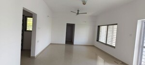 Room in 2.5 BHK Apartment at Multicon Silver Dale Phase II, Baner – for Rent
