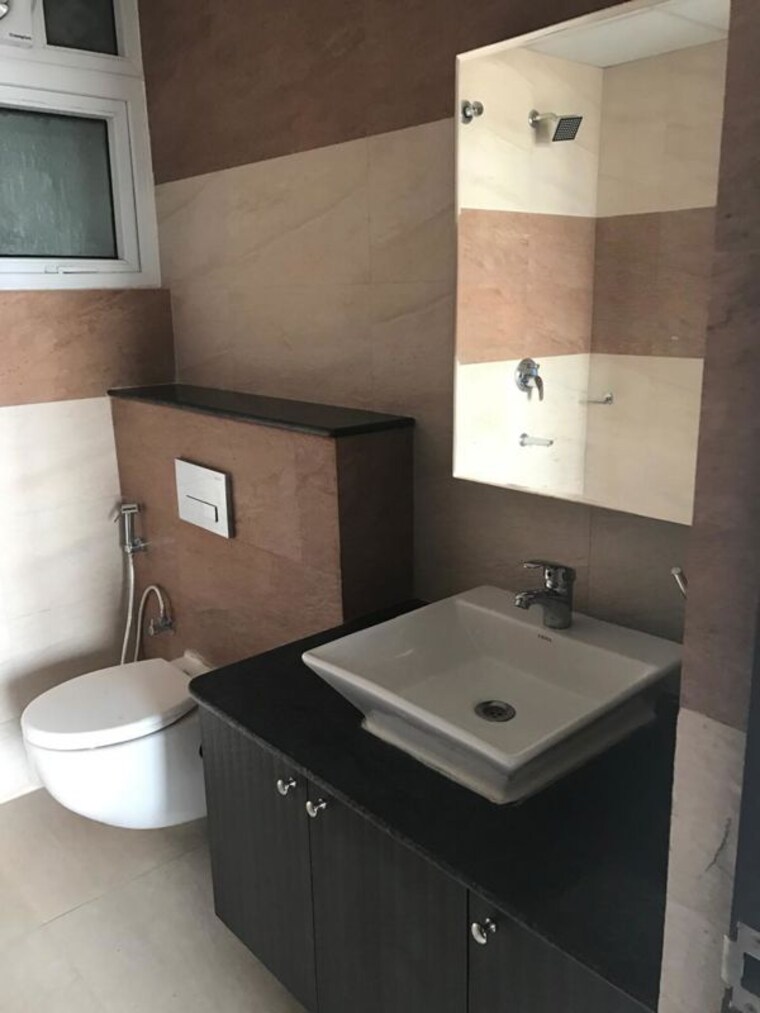 Attached Bathroom, arge-helios 2.5 Bedroom 1495 Sq.Ft. Apartment In Hennur Road Bangalore 10732518
