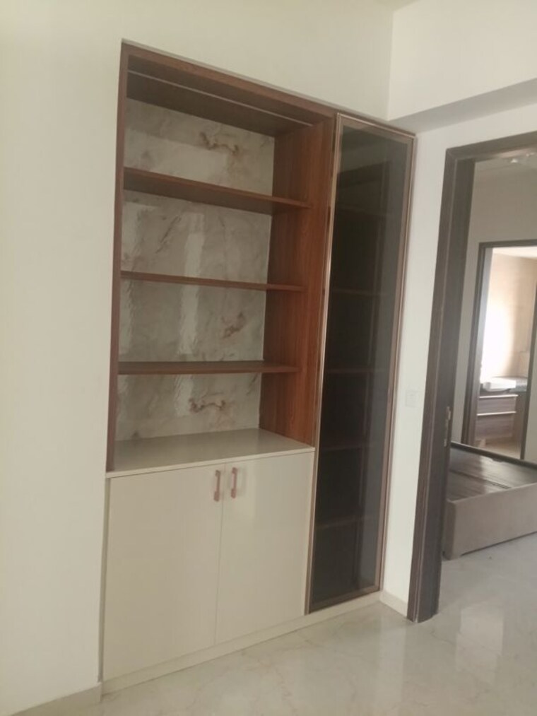Room, smart-world-orchard 2.5 Bedroom 1158 Sq.Ft. Builder Floor In Sector 61 Gurgaon 10732537