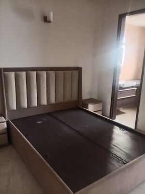 Balcony in 2.5 BHK Builder Floor at Smart World Orchard, Sector 61 – for Rent