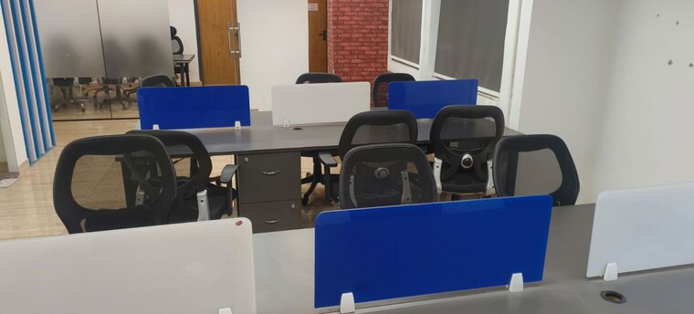 Team Area, sector 63 Commercial Office Space 750 Sq.Ft. In Sector 63 Noida 10732544