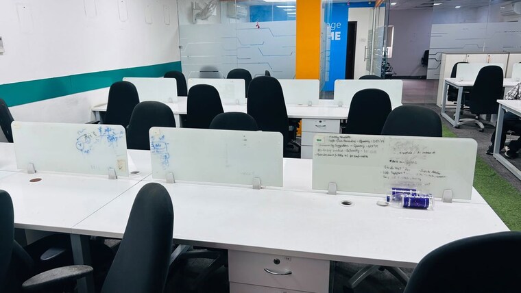 Team Area, sector 2 Commercial Office Space 3000 Sq.Ft. In Sector 2 Noida 10732576