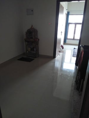 Room in 3 BHK Villa at Home Kamakhya Villas, Gaur City 1 – for Rent