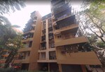 2 BHK 800 Sq.Ft. Apartment in Skylark Apartment Lokhandwala Complex