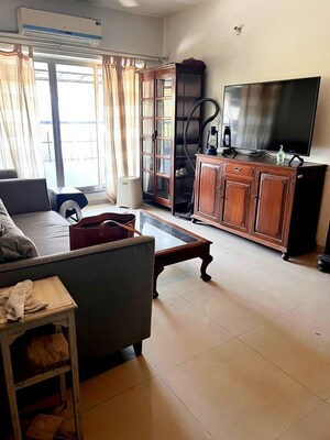 Team Area in 1 BHK Apartment at Srishti complex Powai, Powai – for Rent