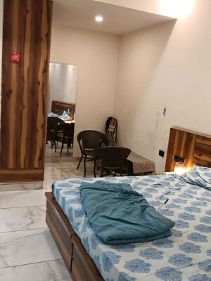 Bedroom in Studio Villa at Sector 55 – for Rent