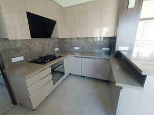 Kitchen in 3.5 BHK Apartment at Unitech Escape, Sector 50 – for Rent