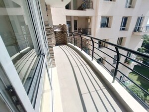 Balcony in 3.5 BHK Apartment at Unitech Escape, Sector 50 – for Rent
