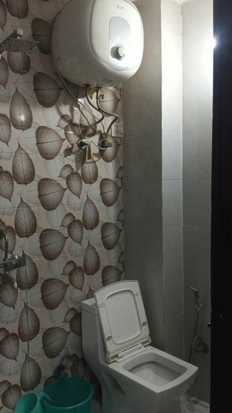 Bathroom, sadh nagar 2 Bedroom 750 Sq.Ft. Builder Floor In Sadh Nagar Delhi 10729849