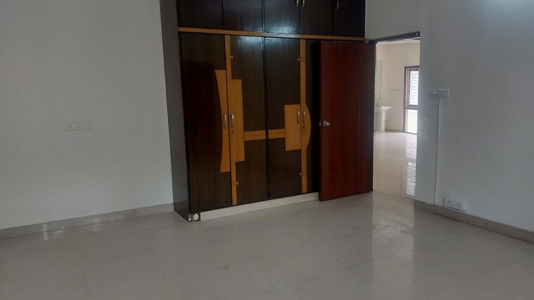 Room, journalist colony 3 Bedroom 2600 Sq.Ft. Apartment In Journalist Colony Hyderabad 10732605