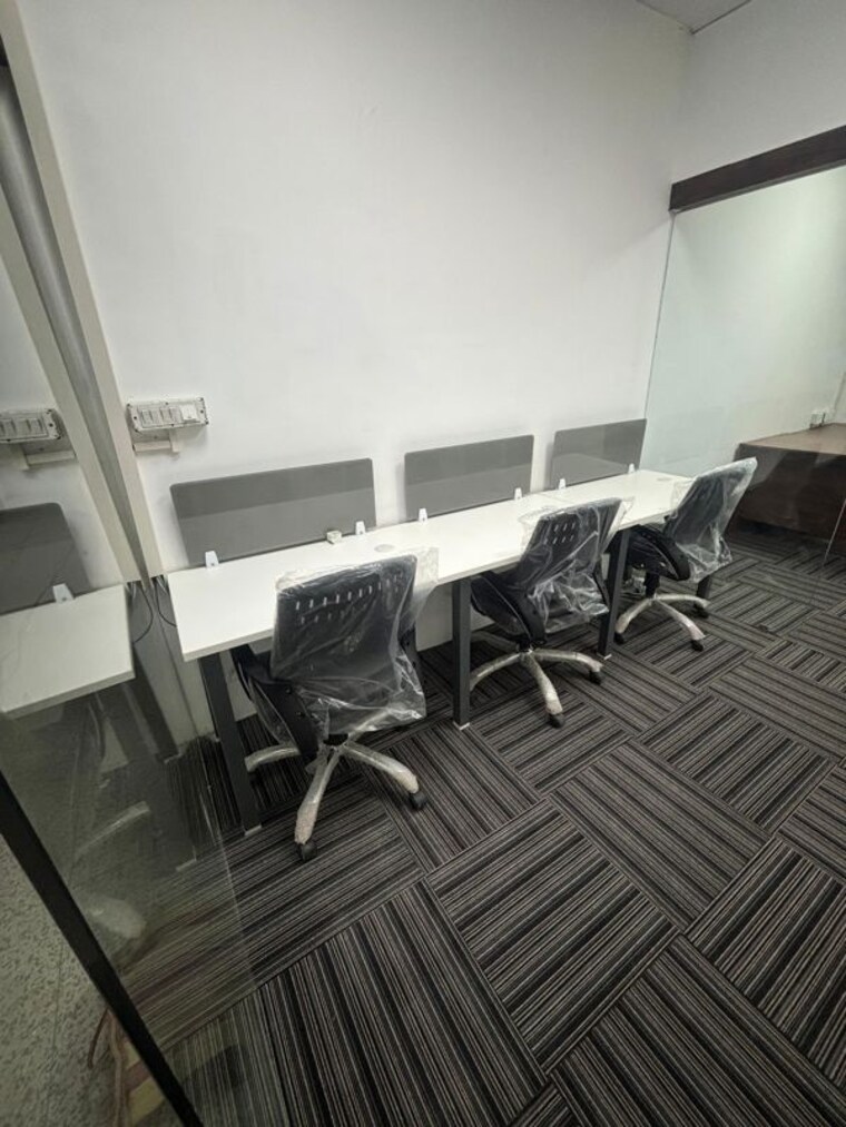 Team Area, sector 2 Commercial Office Space 550 Sq.Ft. In Sector 2 Noida 10732623