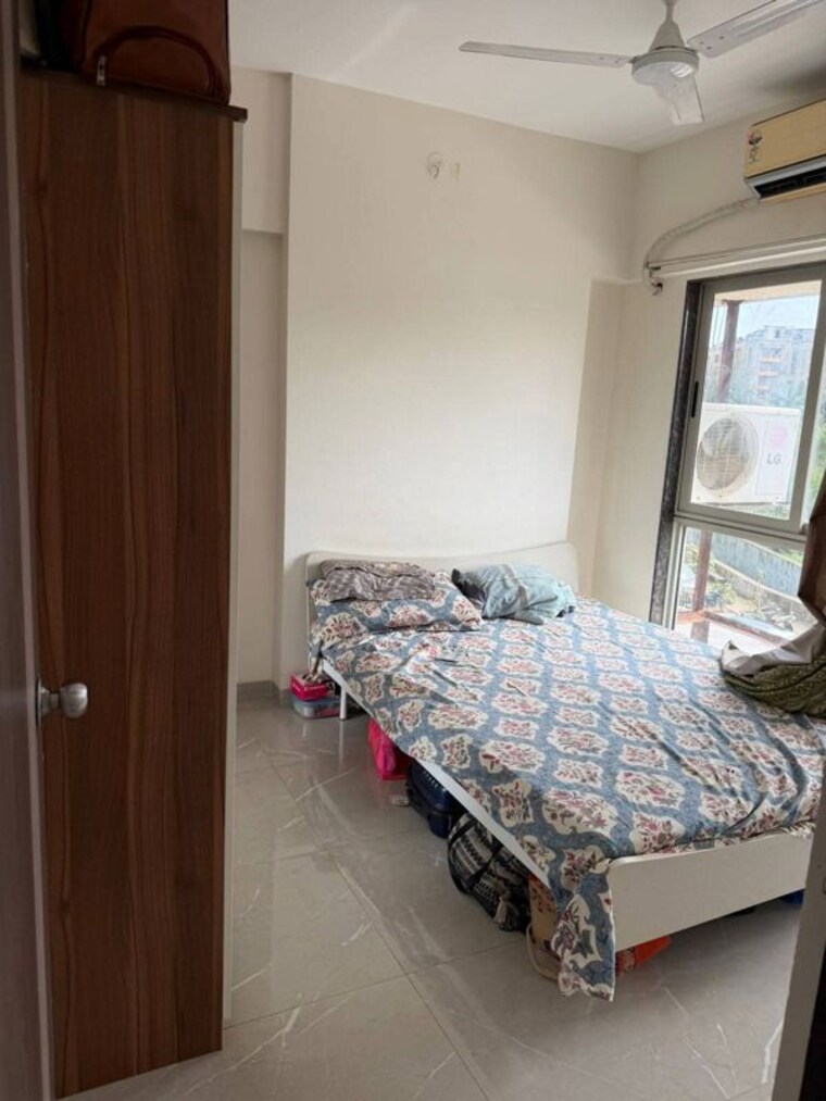 Bedroom, goregaon west Pg For Boys & Girls In Goregaon West 10732651