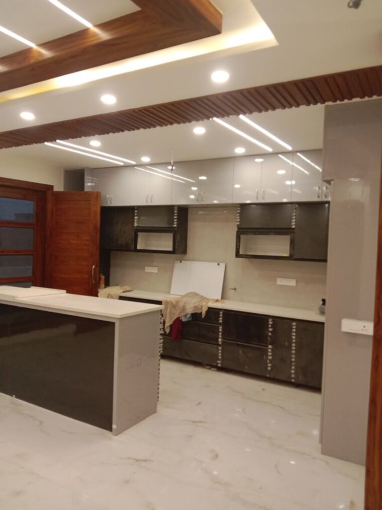 Kitchen, sector 27 3 Bedroom 250 Sq.Ft. Builder Floor In Sector 27 Panchkula 10732652